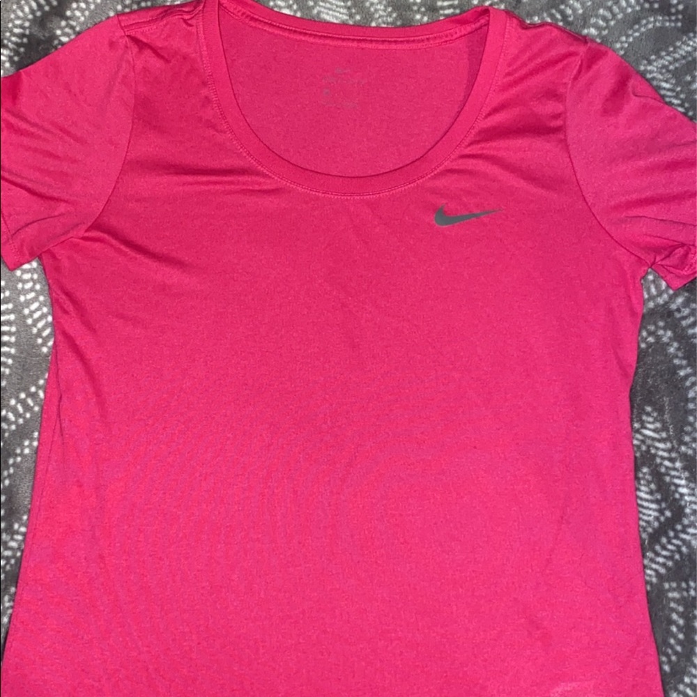 Nike t-shirt
